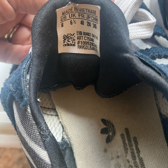 Adidas SL Loop Zebra print size 8 sneakers; previously worn. So comfy and cute - Picture 4 of 5